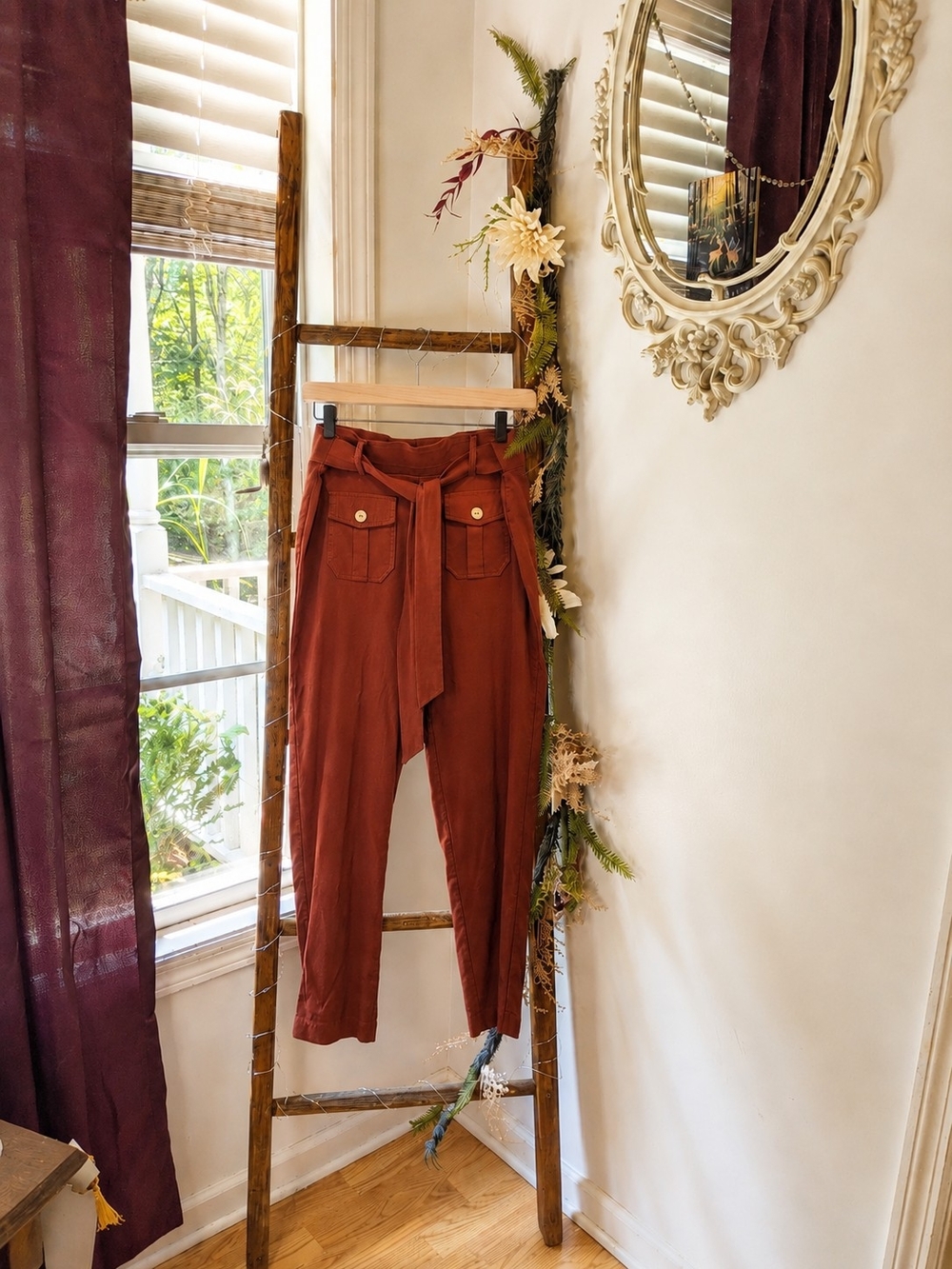 Women’s Capri Rust Orange Pants